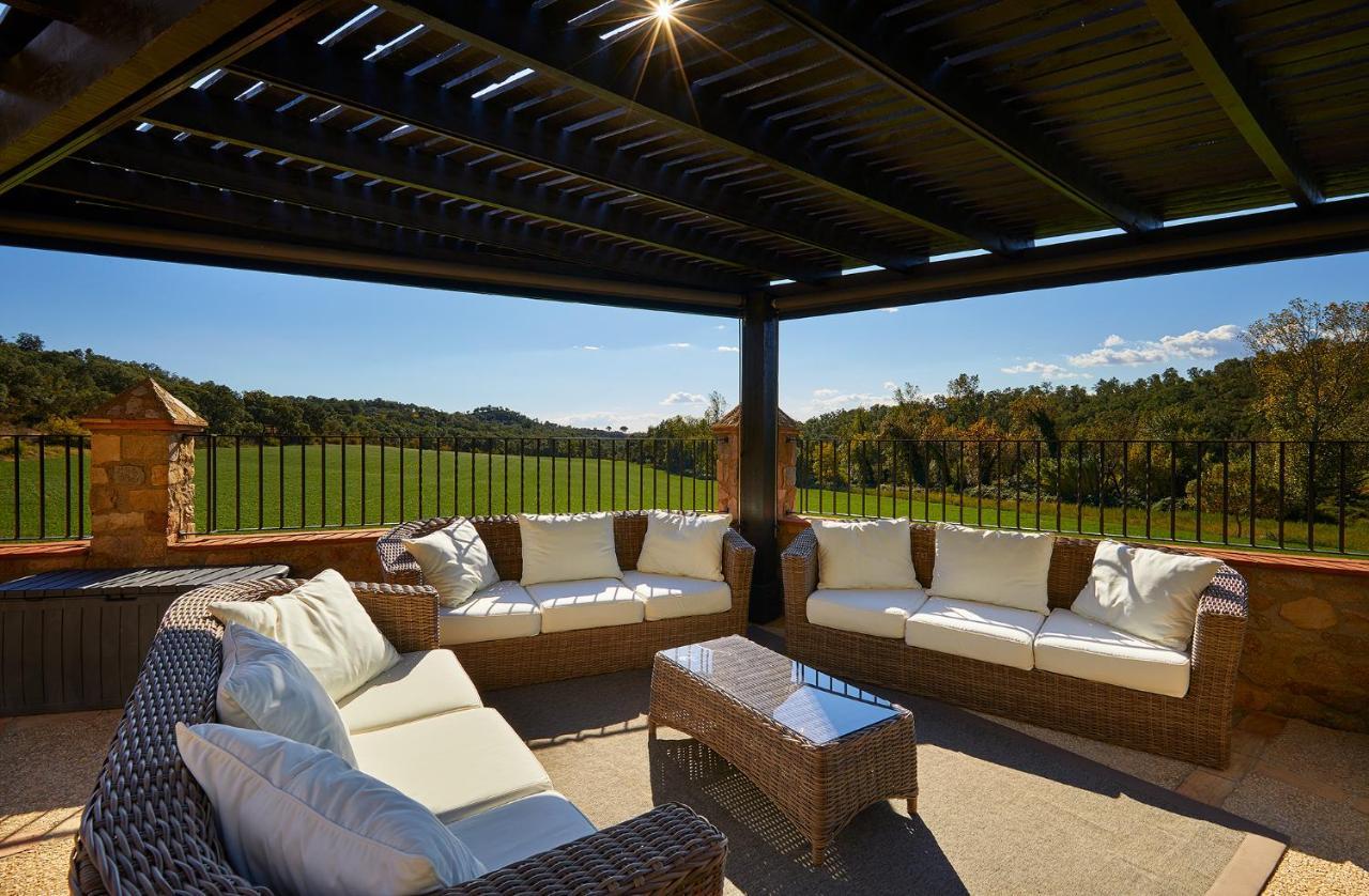 Cal Bisbe, Your Rural Holiday Home Capmany Ngoại thất bức ảnh